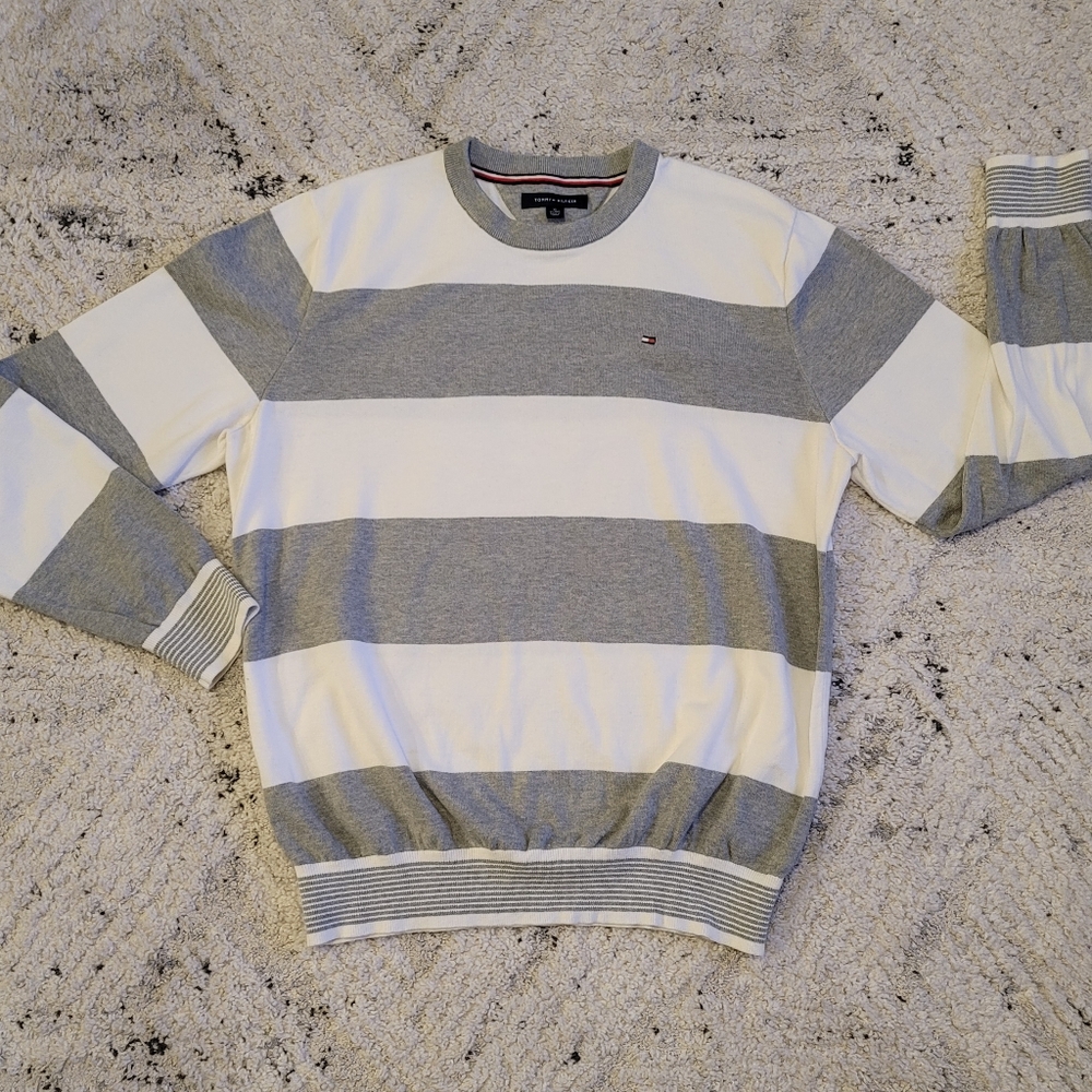 🆕️2 for 40🆕️Men's Tommy Hilfiger Cotton Striped Crewneck Sweater